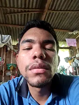 Reynold2608 online show from December 14, 8:05 pm