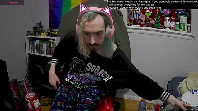 tallnerdyguy online show from February 1, 3:52 am