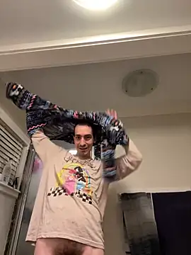 tallnerdyguy online show from May 26, 3:57 am