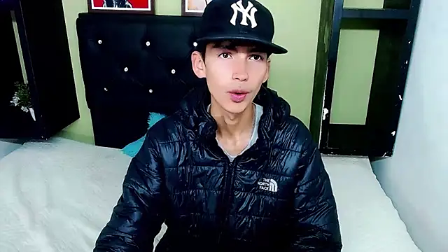 ttimy x boy online show from January 3, 9:05 pm