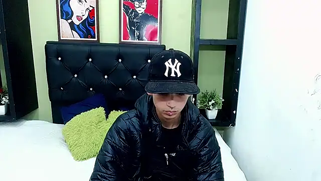 ttimy x boy online show from December 6, 8:07 pm