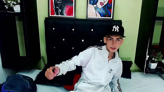 ttimy x boy online show from March 8, 8:46 pm