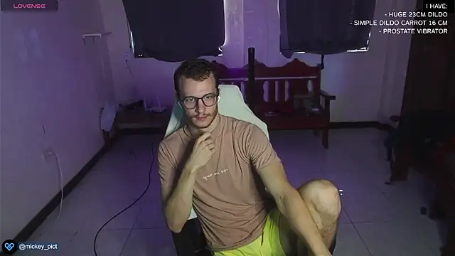 mickeypict online show from December 30, 6:31 am