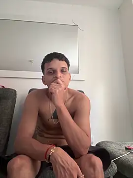 ArturoDelgado1 online show from February 24, 4:41 pm