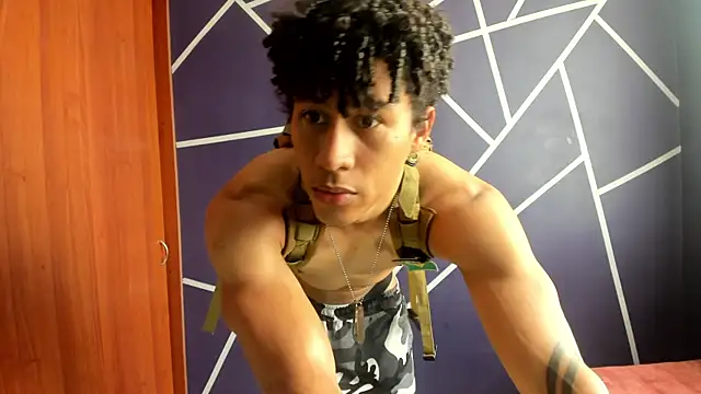 Pendragon1224 online show from December 29, 4:08 pm