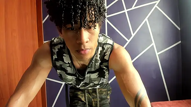 Pendragon1224 online show from December 28, 3:16 pm