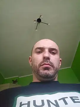 STANISLAW621162 online show from June 16, 6:43 pm