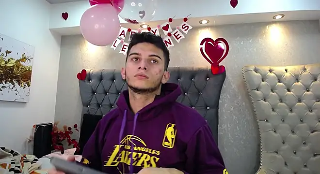 Snapshot of MrWilliseo chatting on February 15, 8:12 pm MrWilliseo online show from February 15, 8:12 pm