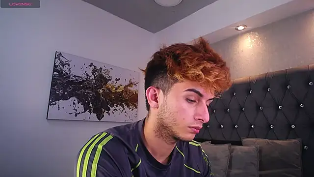 MrWilliseo online show from December 16, 8:16 pm