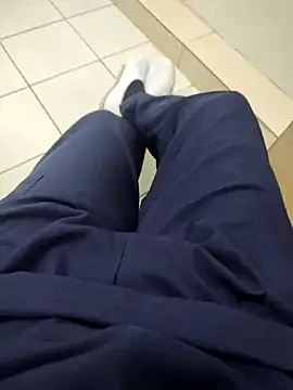 gatmoreno1 online show from September 24, 5:00 pm