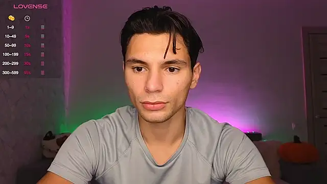 denlover1 online show from October 20, 4:05 am