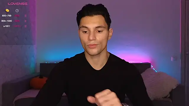 denlover1 online show from November 10, 8:19 am