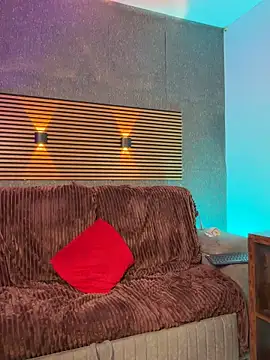  EUFRATES  online show from April 17, 11:35 am