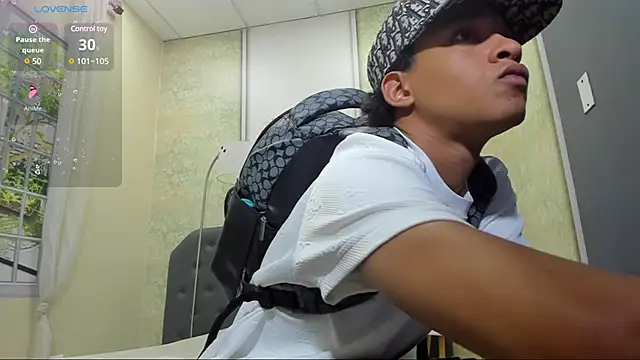 Crissh R online show from January 22, 6:20 pm