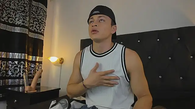 Angel Cuervo online show from January 11, 12:40 pm