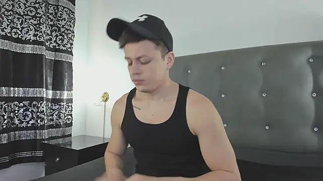 Angel Cuervo online show from January 2, 12:35 pm