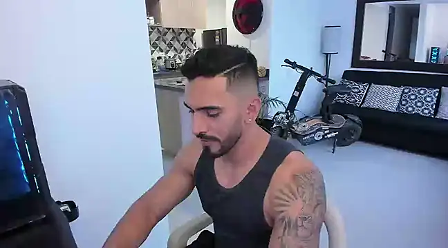 tony muscle online show from March 5, 10:44 pm