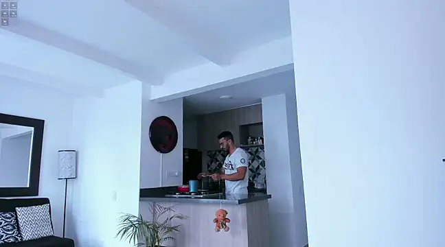 tony muscle online show from December 23, 7:30 pm