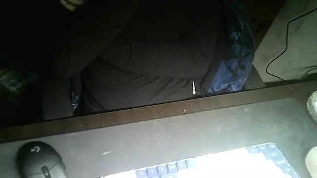 Ryan67533 online show from December 20, 11:37 pm