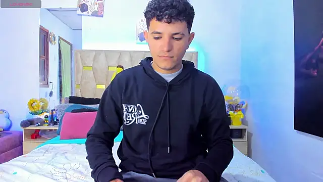 patrick sanzz online show from April 15, 2:55 am