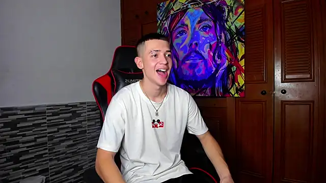 Dimitri higth420 online show from February 28, 10:50 pm