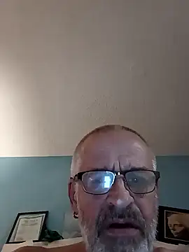 geilerschwanz64 online show from January 24, 12:42 am