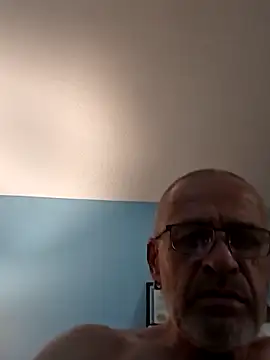 geilerschwanz64 online show from February 27, 11:04 pm