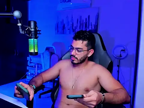 BrunoD31 online show from January 14, 4:50 am