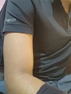 KissesBoyAD online show from December 2, 7:06 pm