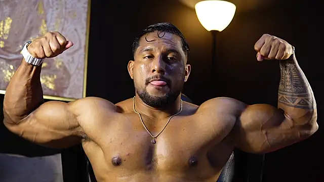 CallumMuscle online show from April 17, 1:41 am