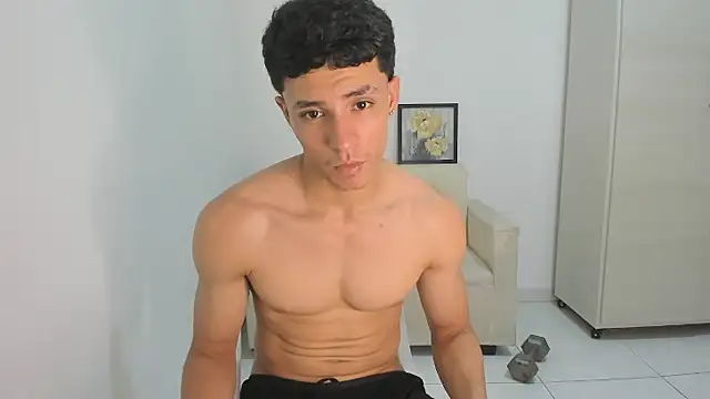 enzo sloran online show from February 1, 2:43 am