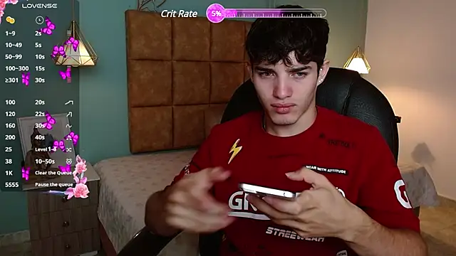 Snapshot of AlejooTwink chatting on March 3, 6:07 pm AlejooTwink online show from March 3, 6:07 pm