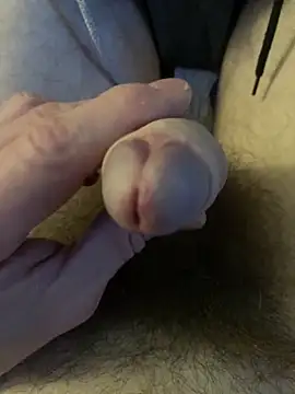 ratschi81 online show from December 8, 2:19 pm