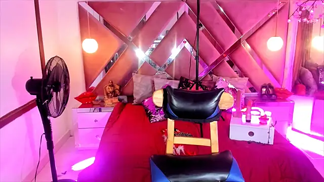 georgie latin99 online show from October 21, 12:30 pm