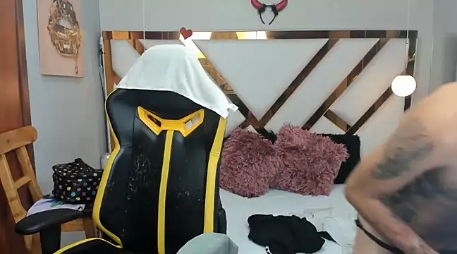 georgie latin99 online show from January 7, 10:30 pm