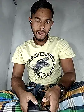 Snapshot of arafat_mia chatting on December 20, 10:43 pm arafat mia online show from December 20, 10:43 pm