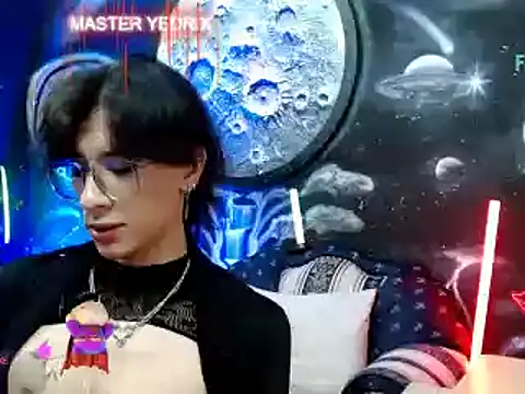 Yedrix online show from February 15, 2:26 am