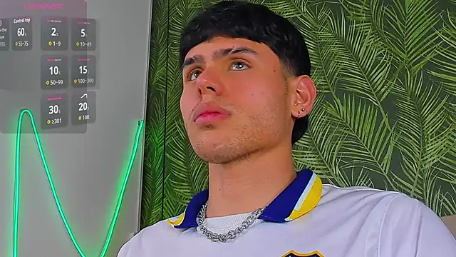 Nathaniel Park online show from February 6, 3:25 am