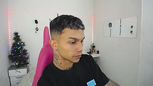 Leonard Price online show from December 4, 3:08 pm