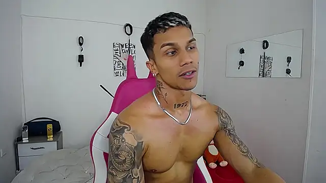 Leonard Price online show from November 21, 2:43 am