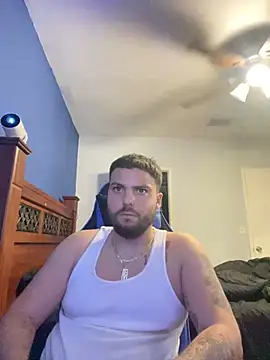 Snapshot of MasterKvn chatting on December 20, 7:33 am MasterKvn online show from December 20, 7:33 am