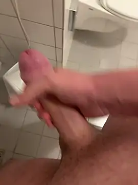 romanhrdcore online show from February 18, 4:37 am