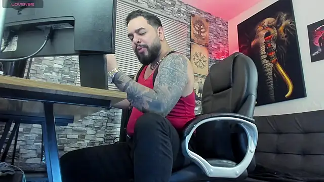 Ethan Castellano online show from July 16, 11:23 pm