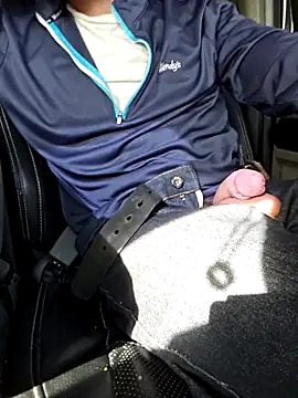 Spunwhiteboy1992 online show from March 13, 8:26 pm