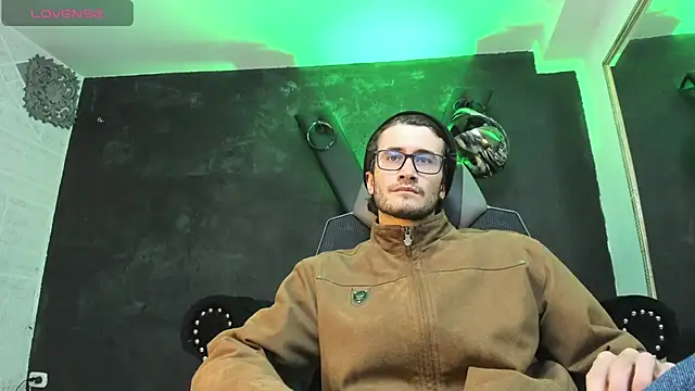 Loggan donnelly online show from September 16, 8:42 pm