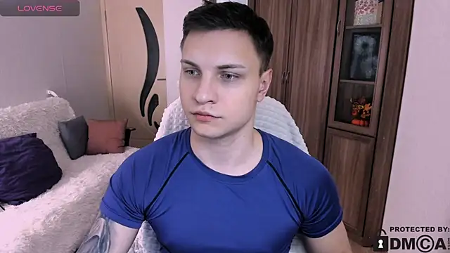 handsome guy01 online show from November 3, 1:21 am