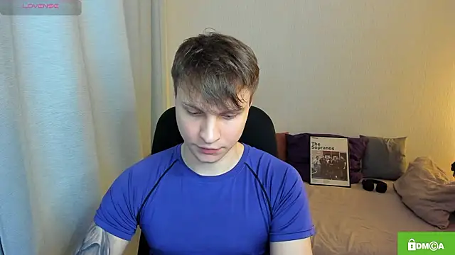 handsome guy01 online show from February 13, 10:15 pm