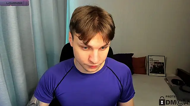 handsome guy01 online show from February 7, 11:39 am