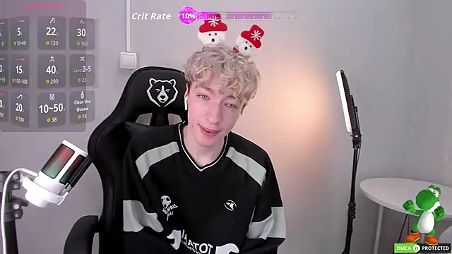 TrevorBenson online show from December 19, 3:03 am