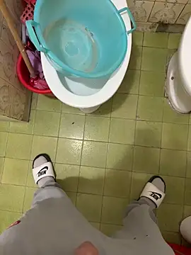 Snapshot of Miky_21 chatting on September 29, 12:20 am Miky 21 online show from September 29, 12:20 am